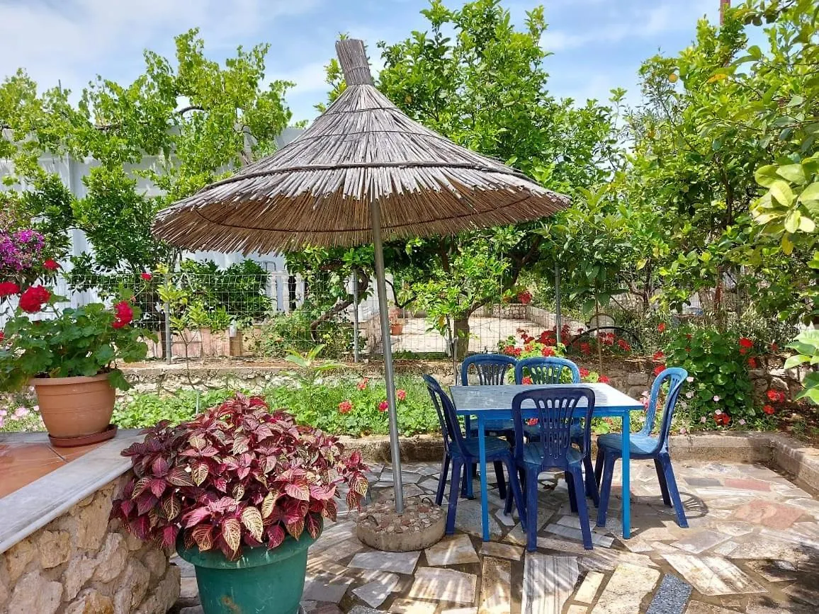 Vila Rexhaj Ksamil